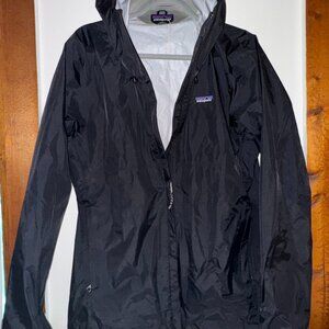 Patagonia Rain Jacket sz. medium
